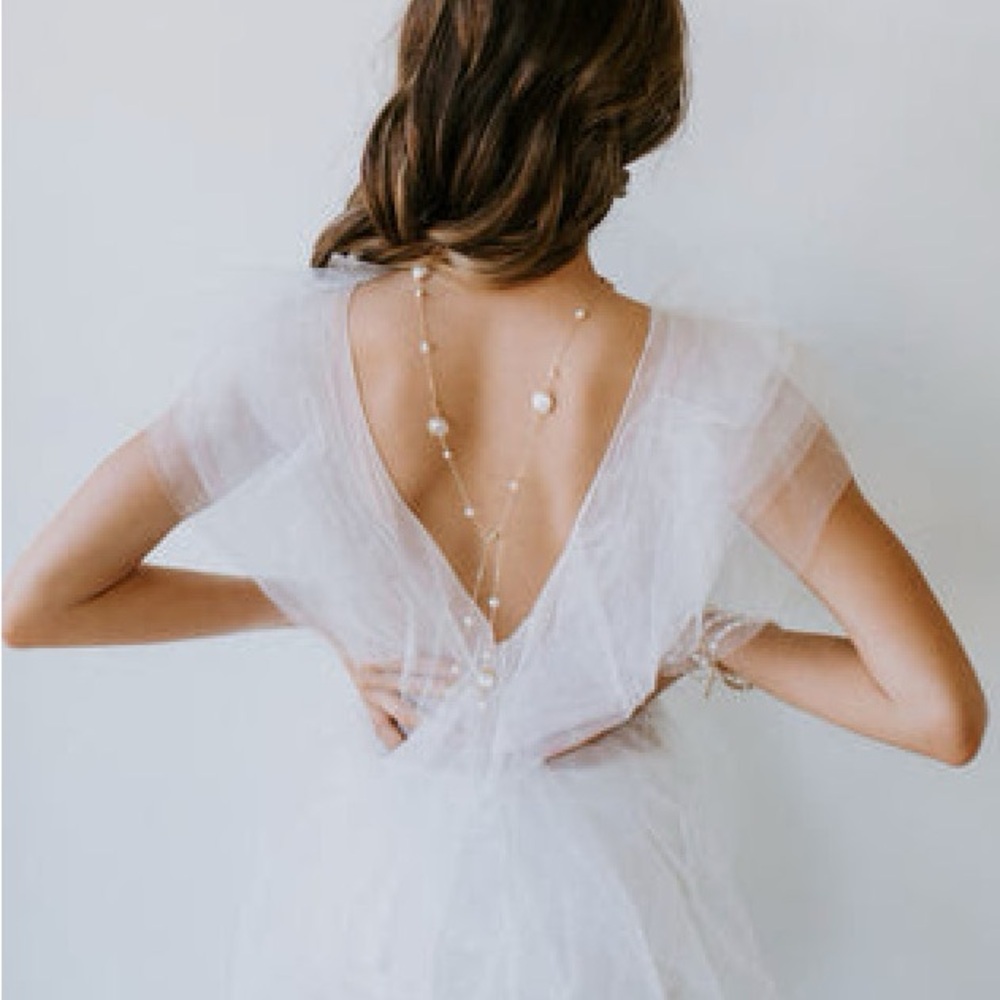UNTAMED PETALS BY AMANDA JUDGE Pearl Back Necklace